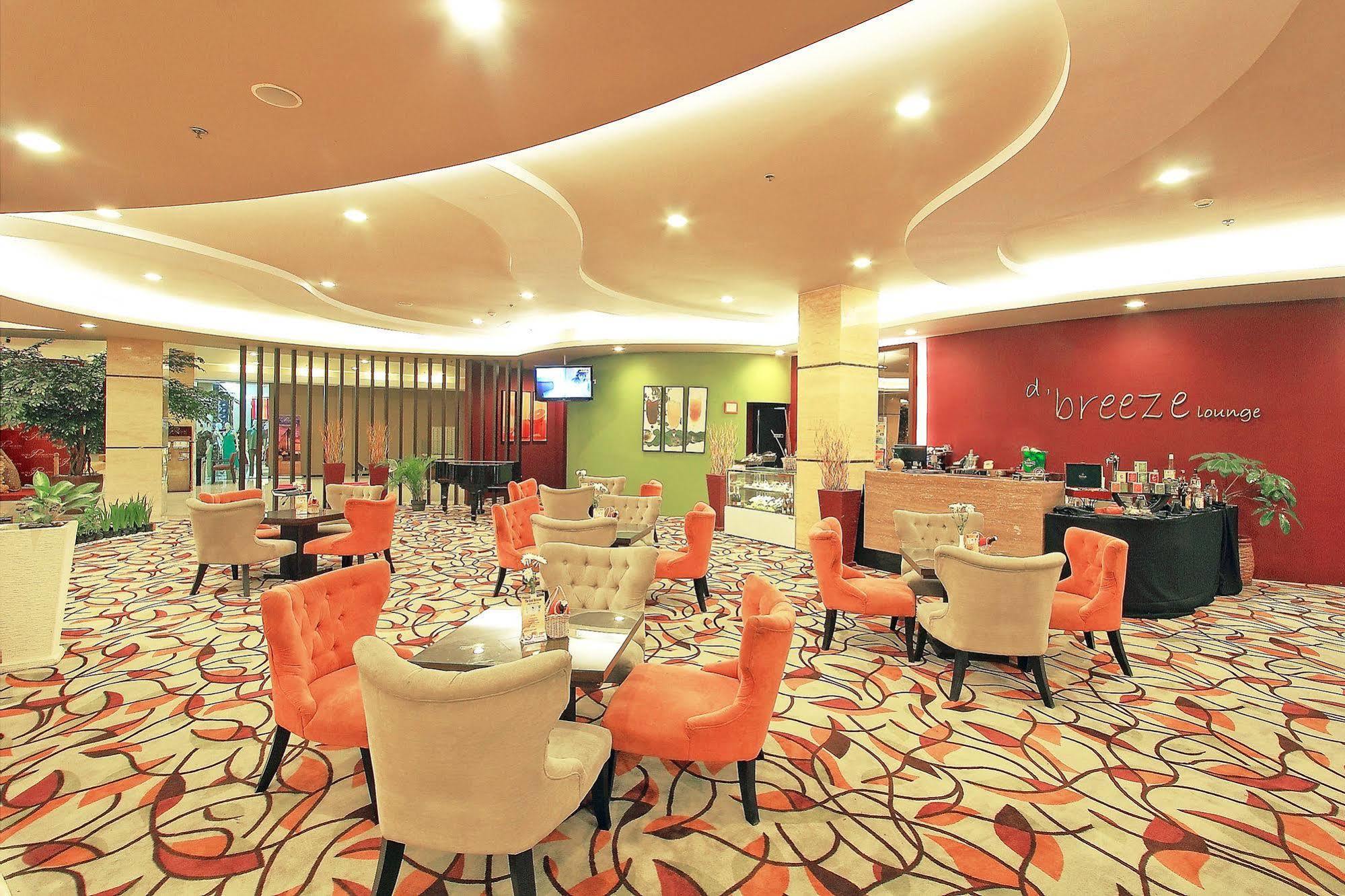 Apartemen 1 Bedroom Solo Paragon Surakarta Ngoại thất bức ảnh